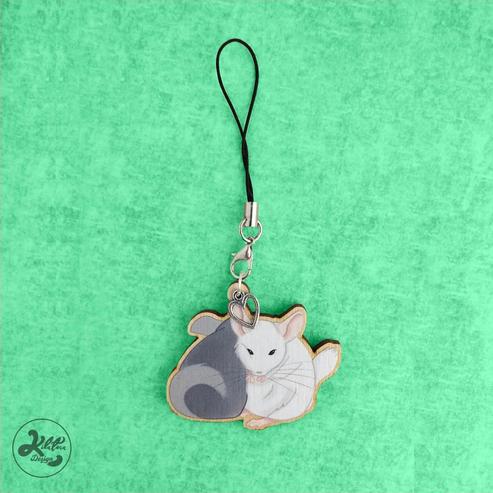 Chinchilla-Couple-Wooden-Charm-kilatora-design.