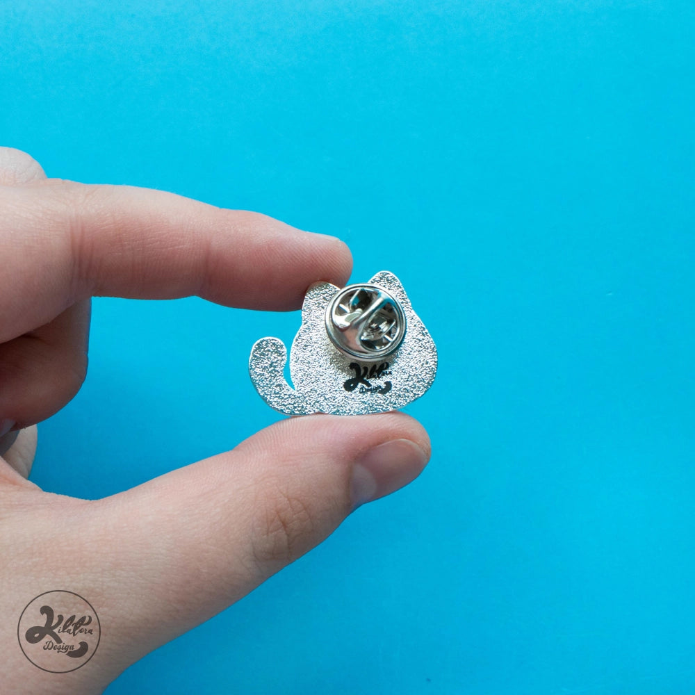 Kitty-Enamel-Pin-Tora&FriendsCollection-kilatora-design.