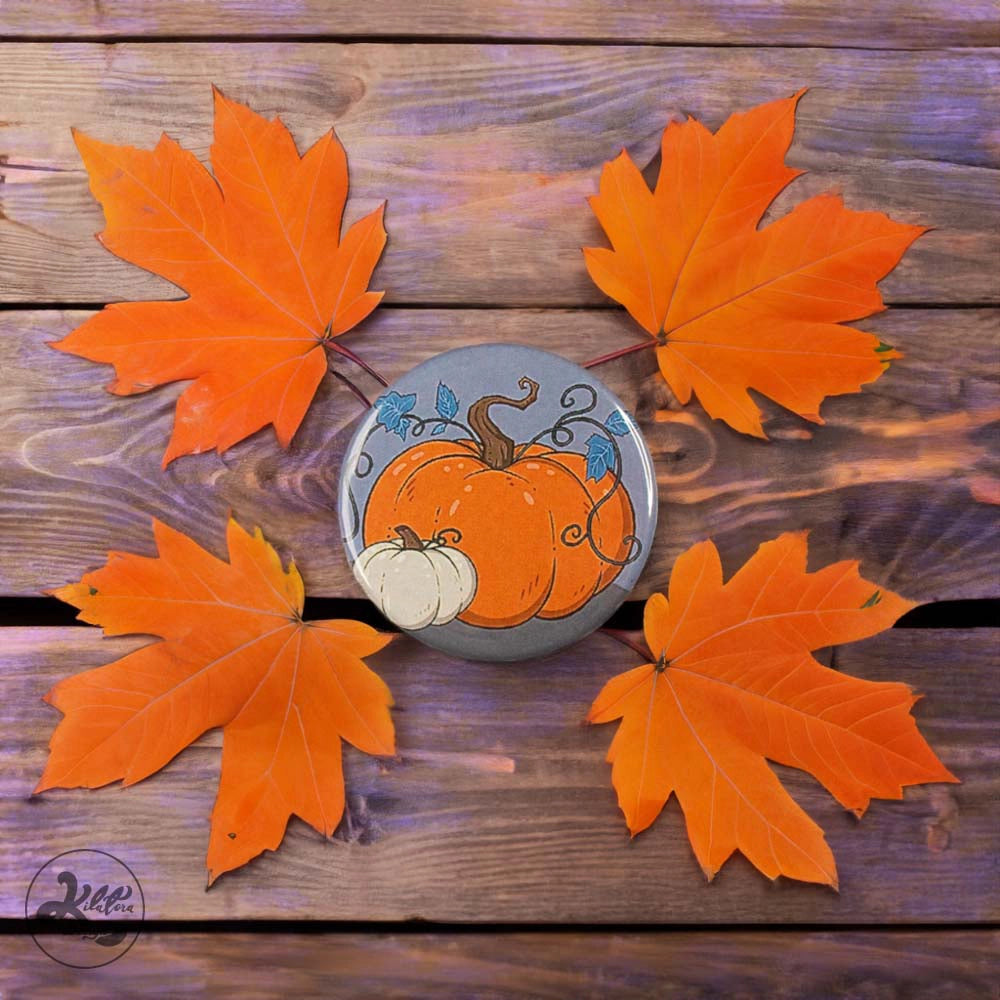 Pumpkins-38mm-Button-Pin-or-Magnet-kilatora-design.
