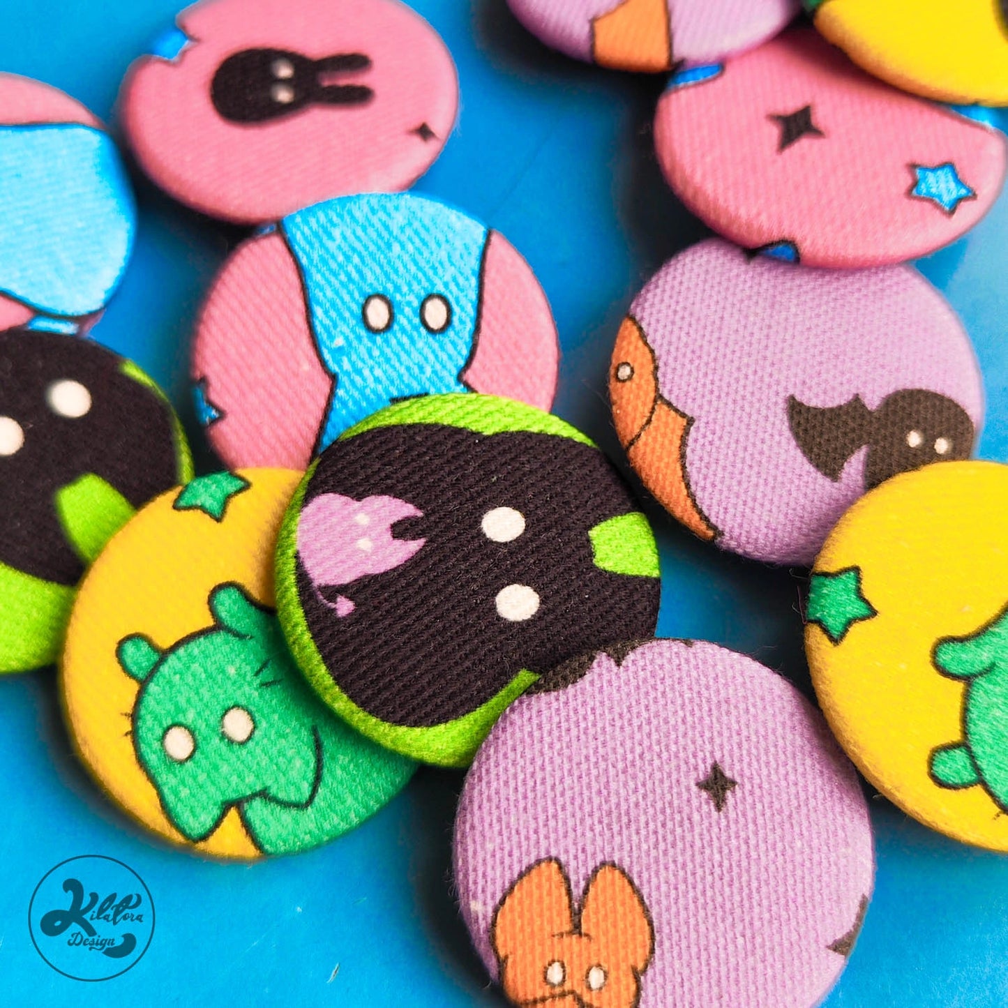 Suprise fabric 38mm Button Pin
